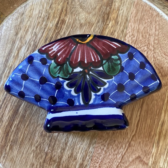 MEXICAN TALAVERA POTTERY NAPKIN HOLDER EUC - Picture 2 of 7